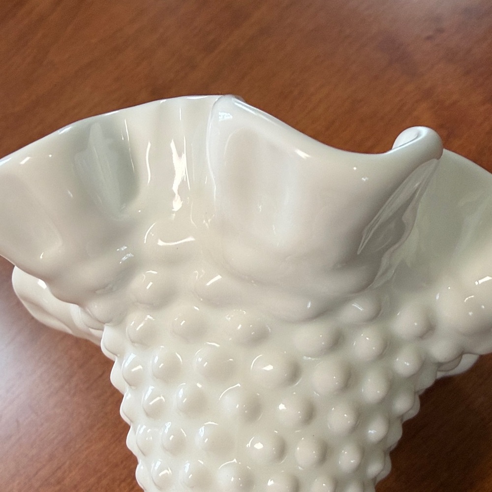 Fenton Hobnail Milk Glass Small Vase - Picture 5 of 6